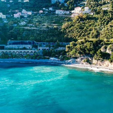Baia Beniamin Otel Grimaldi (Liguria)